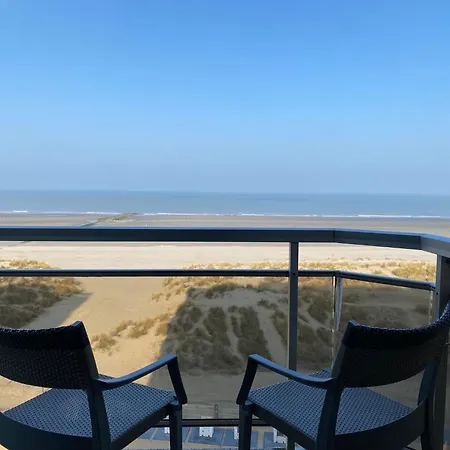 With Stunning Views *